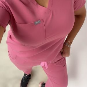 Figs scrubs